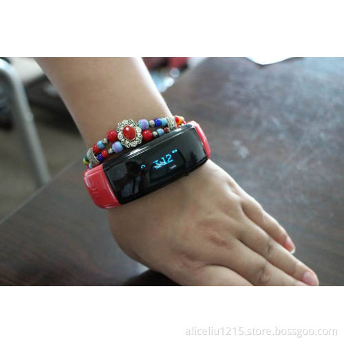 Bluetooth watch bracelet + caller ID/name display+Answer/Conversation/hang up call bluetooth watch